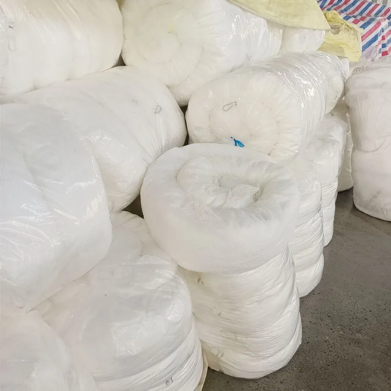 White-oil-absorbent​-boom-15