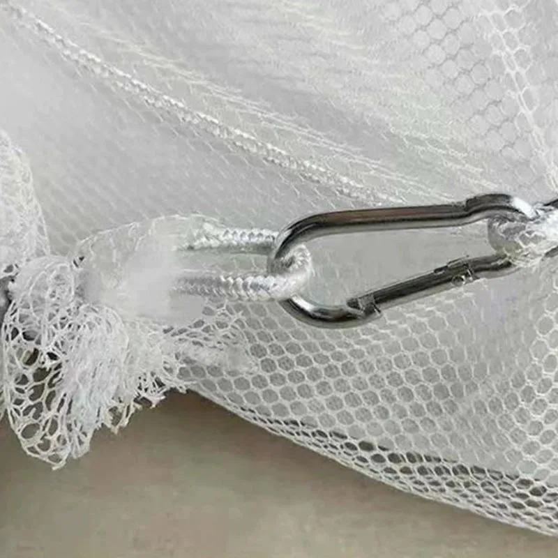White-oil-absorbent​-boom-18