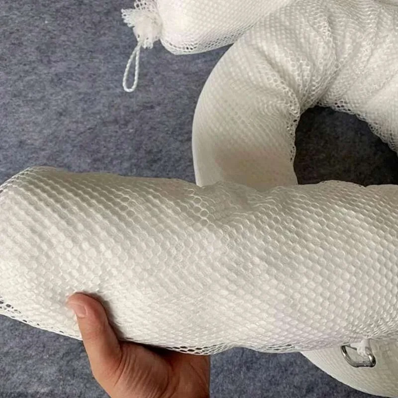 White-oil-absorbent​-boom-20