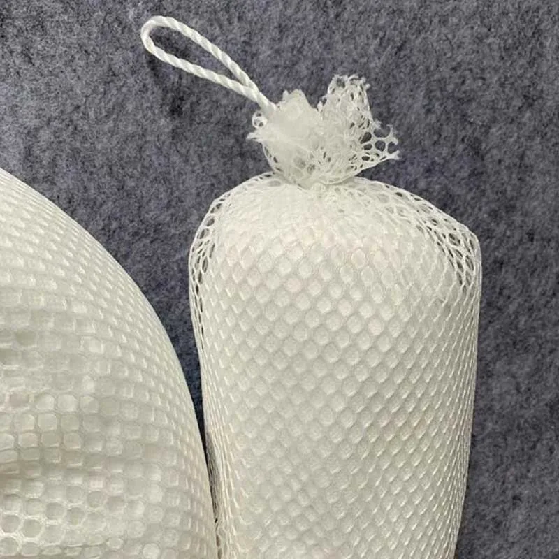 White-oil-absorbent​-boom-21