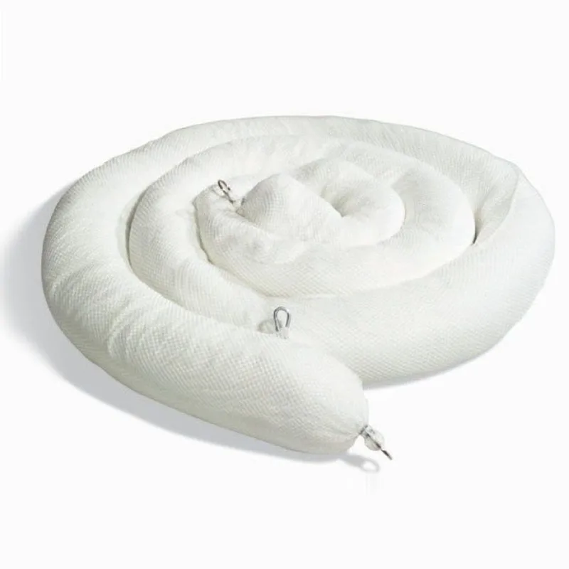 White-oil-absorbent​-boom-6