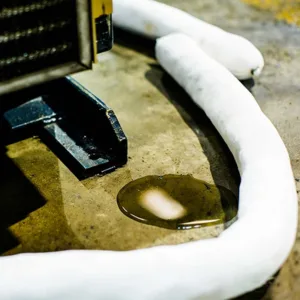 applications of oil absorbent​ (2)