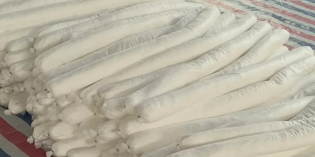 oil absorbent boom benefits